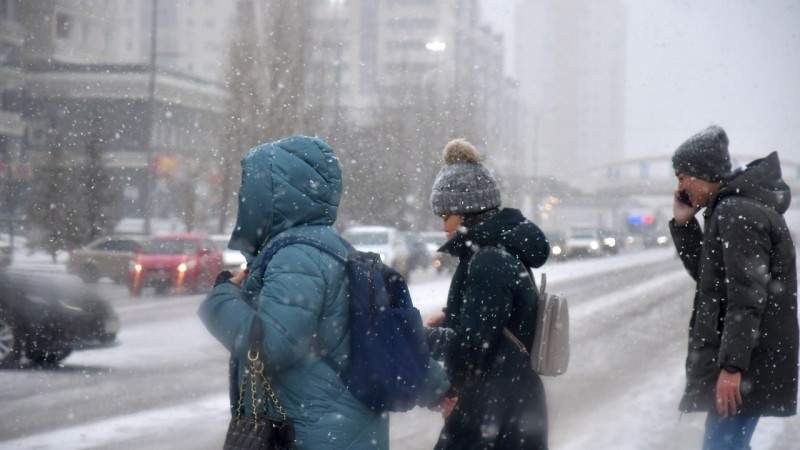 Сильный снег и метели: погода в выходные в Казахстане