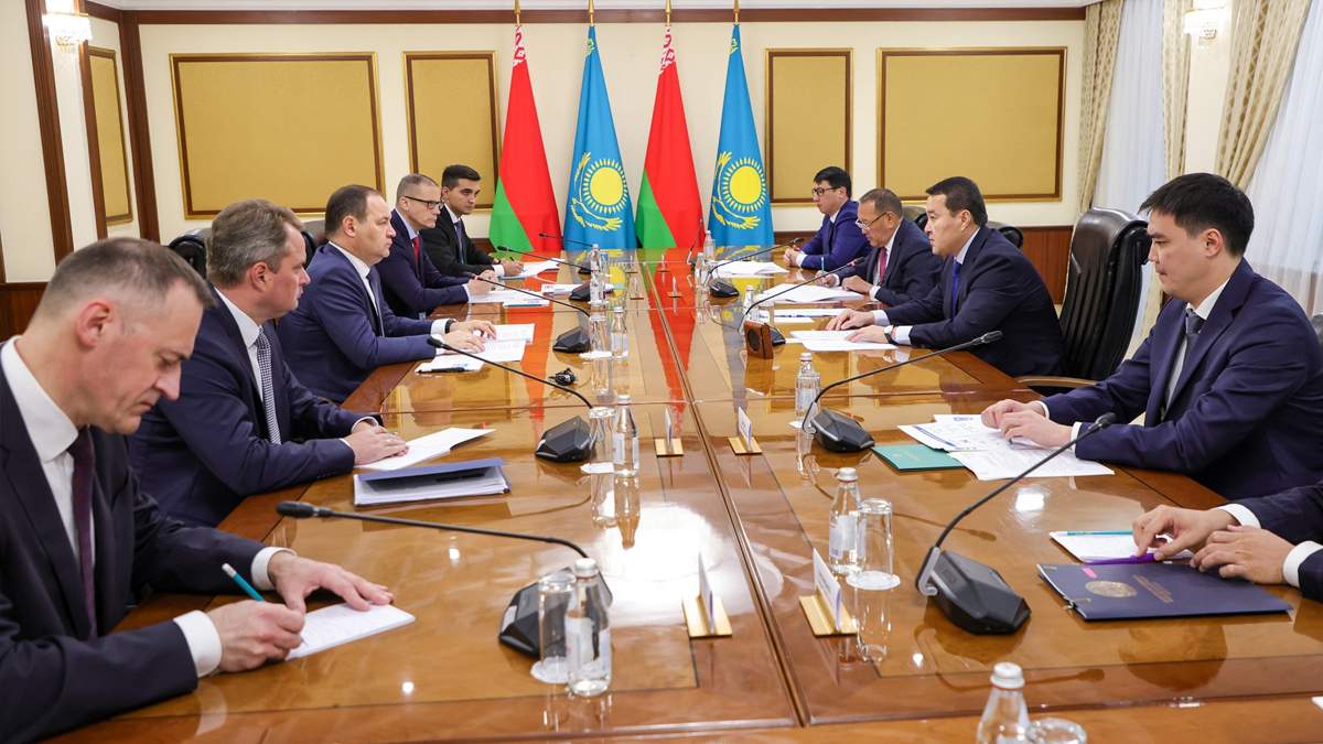 Реализацию промышленных кооперационных проектов обсудили премьер-министры Казахстана и Беларуси