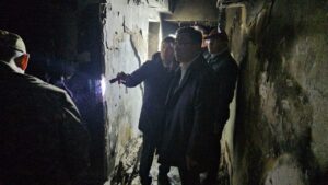 Аким Алматы Ерболат Досаев выразил соболезнования близким погибших при пожаре в хостеле