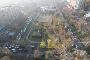 В Алматы на месте пустыря построят детскую площадку и зону отдыха для горожан
