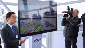 Алихан Смаилов посетил машиностроительные предприятия Костанайской области