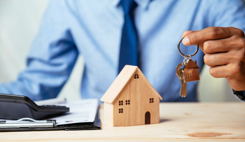 shutterstock 1928141621