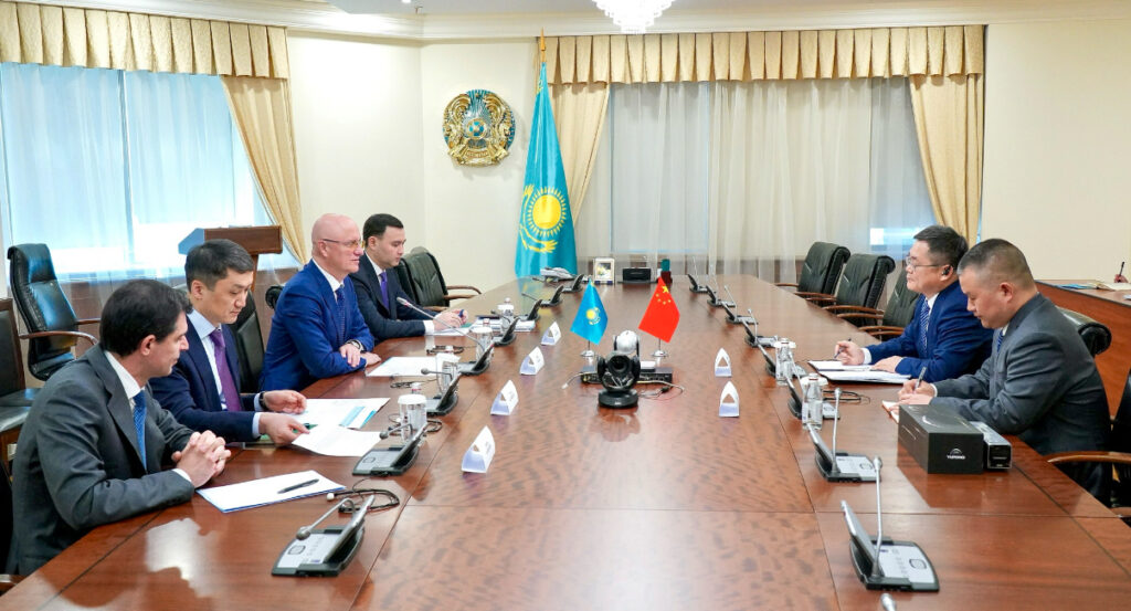 Скляр провел встречу с Председателем Правления Yutong