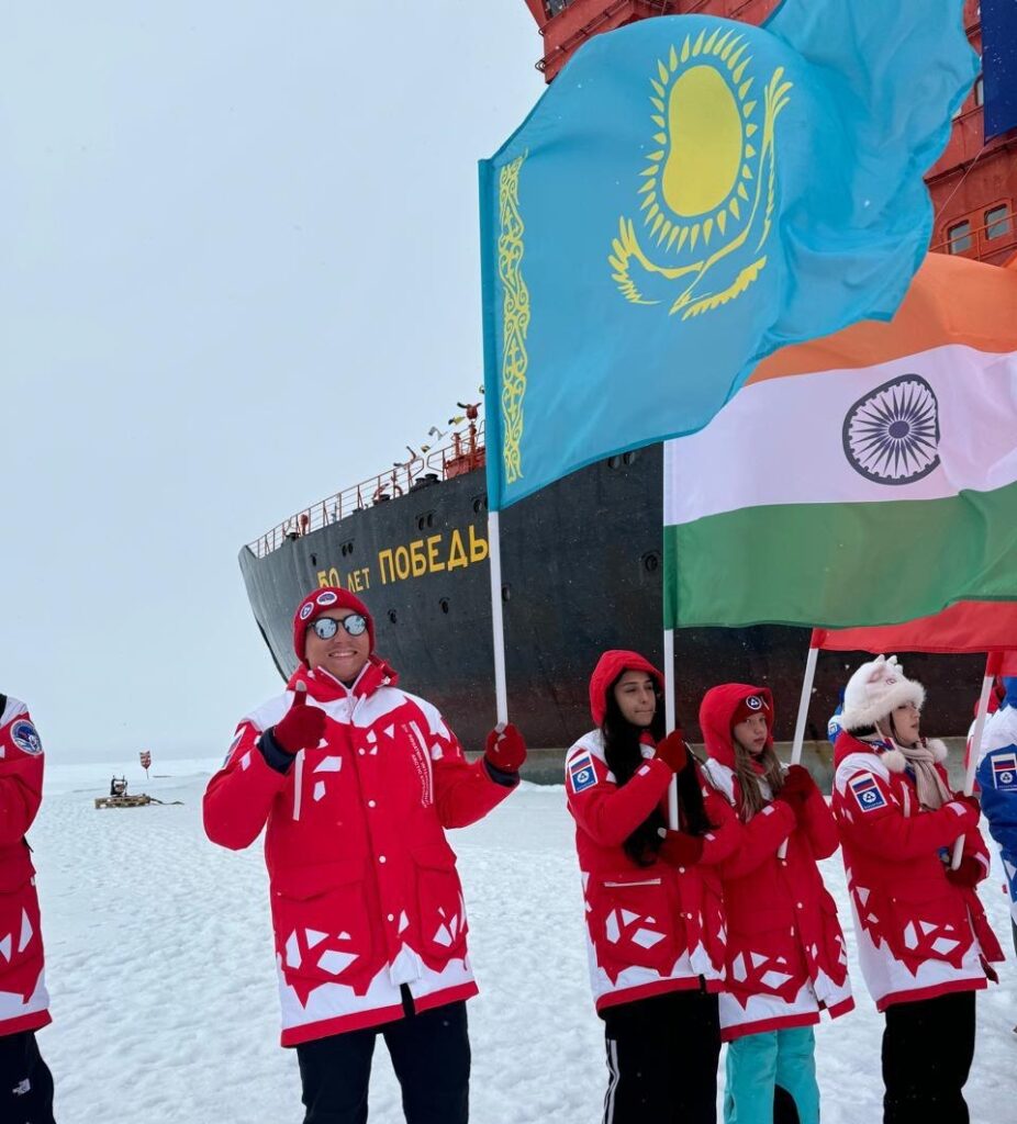 Казахстанские школьники могут отправиться в Арктику с «Ледоколом знаний»