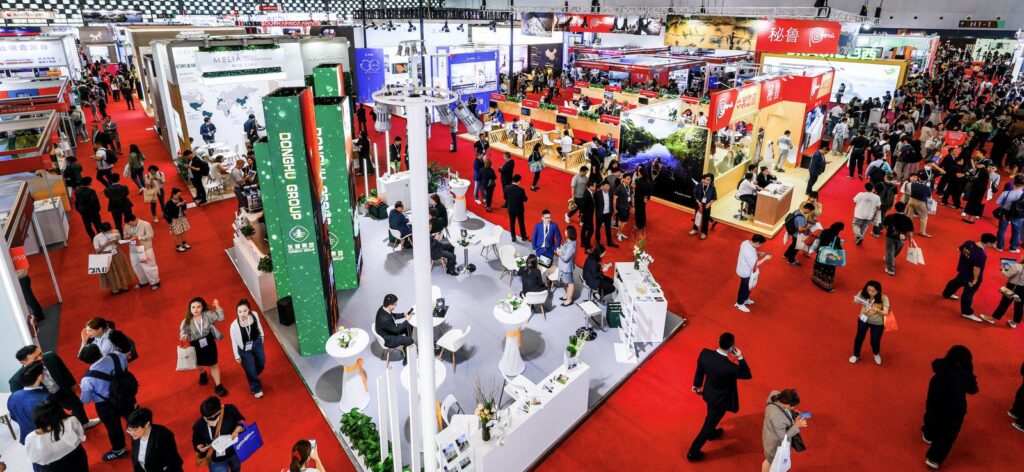 В Шанхае подписаны более 30 соглашений на посещение туристов в Алматы