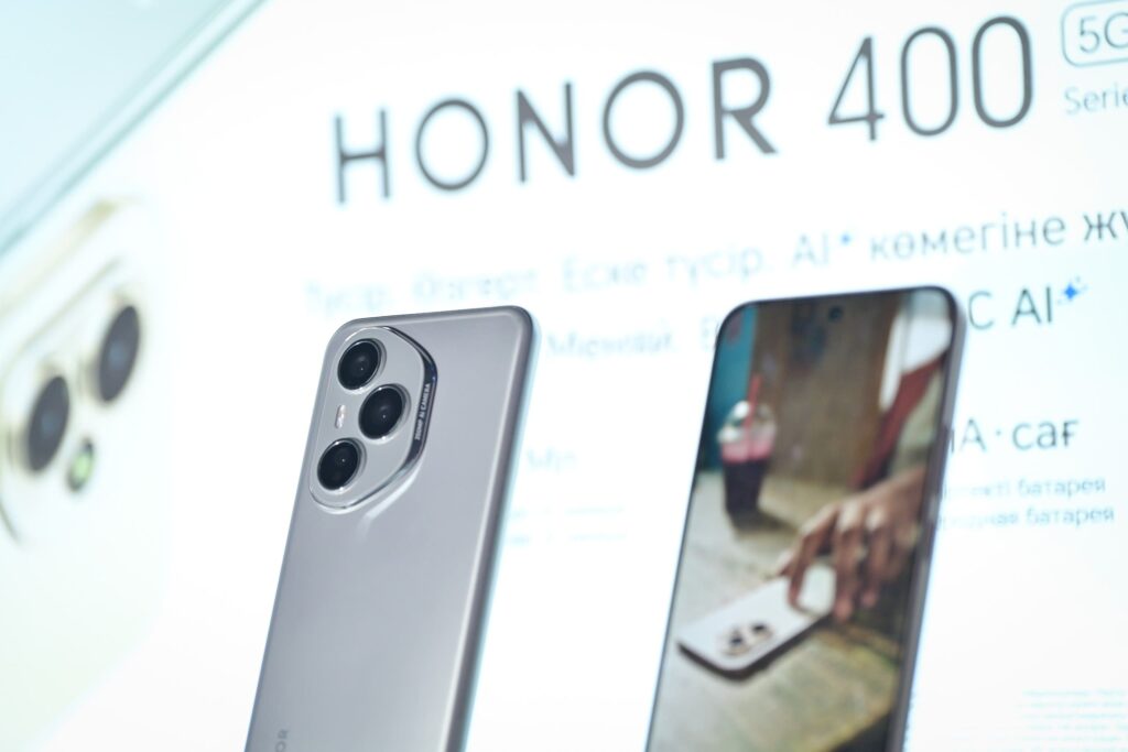 HONOR 400 стал хитом продаж в Казахстане — более 1000 устройств продано в первый уик-энд 2 HONOR 400 стал хитом продаж в Казахстане — более 1000 устройств продано в первый уик-энд