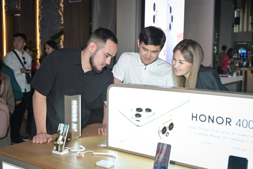 HONOR 400 стал хитом продаж в Казахстане — более 1000 устройств продано в первый уик-энд 4 HONOR 400 стал хитом продаж в Казахстане — более 1000 устройств продано в первый уик-энд