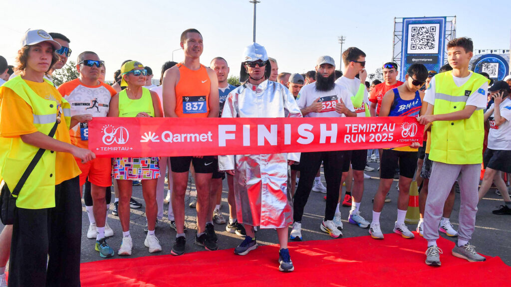 Temirtau Run 2025 собрал сотни участников в День металлурга
