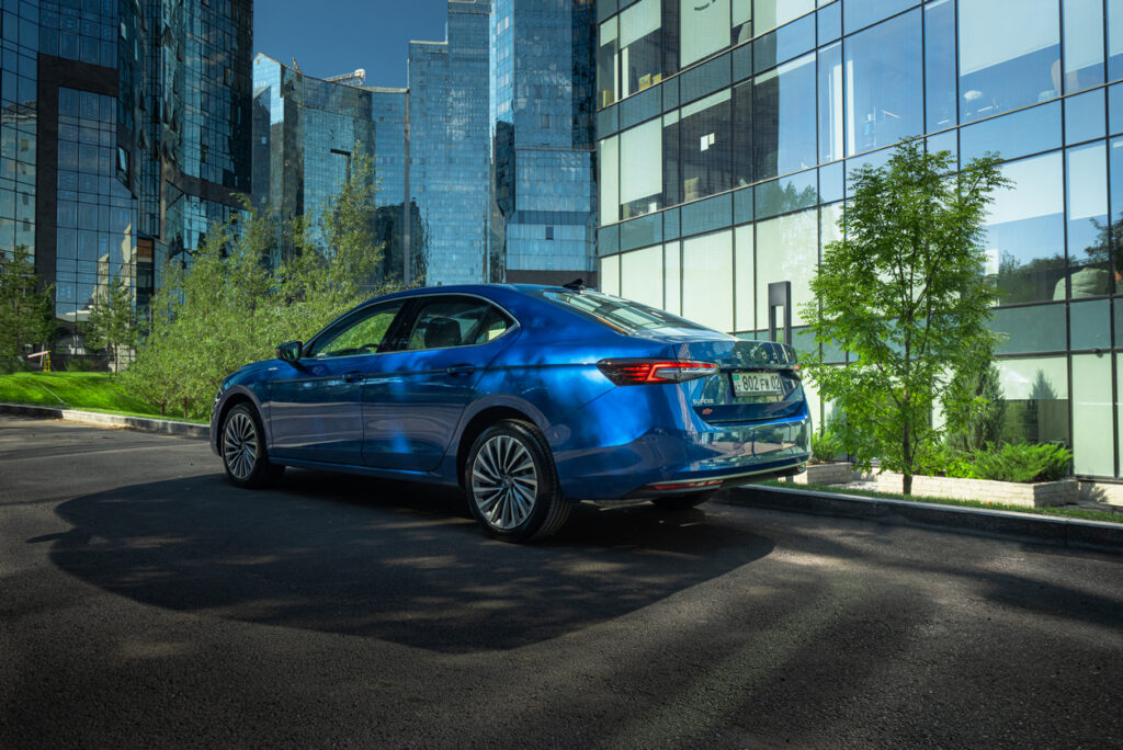 Новый Škoda Superb официально доступен для покупки в Казахстане