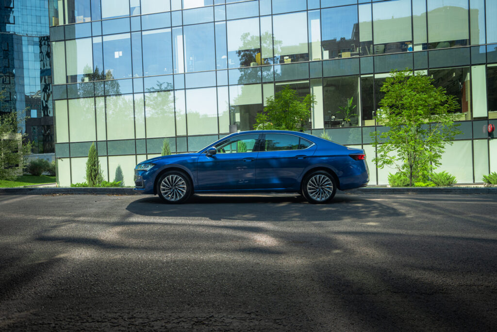 Новый Škoda Superb официально доступен для покупки в Казахстане