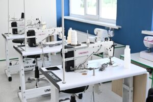 Аким Алматы поздравил школьников с Днем знаний и открыл новые школы