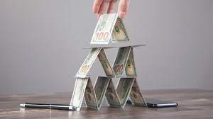 Как не стать жертвой аферистов: признаки финансовых пирамид