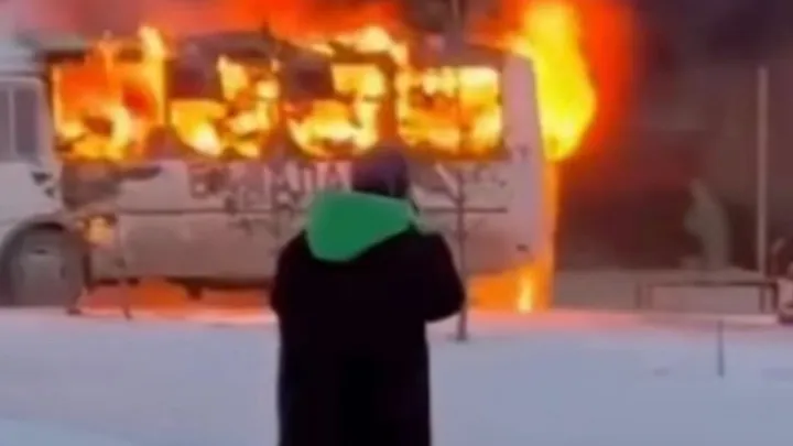 1c8dbeb9336cd8205ffbaa056de628b0