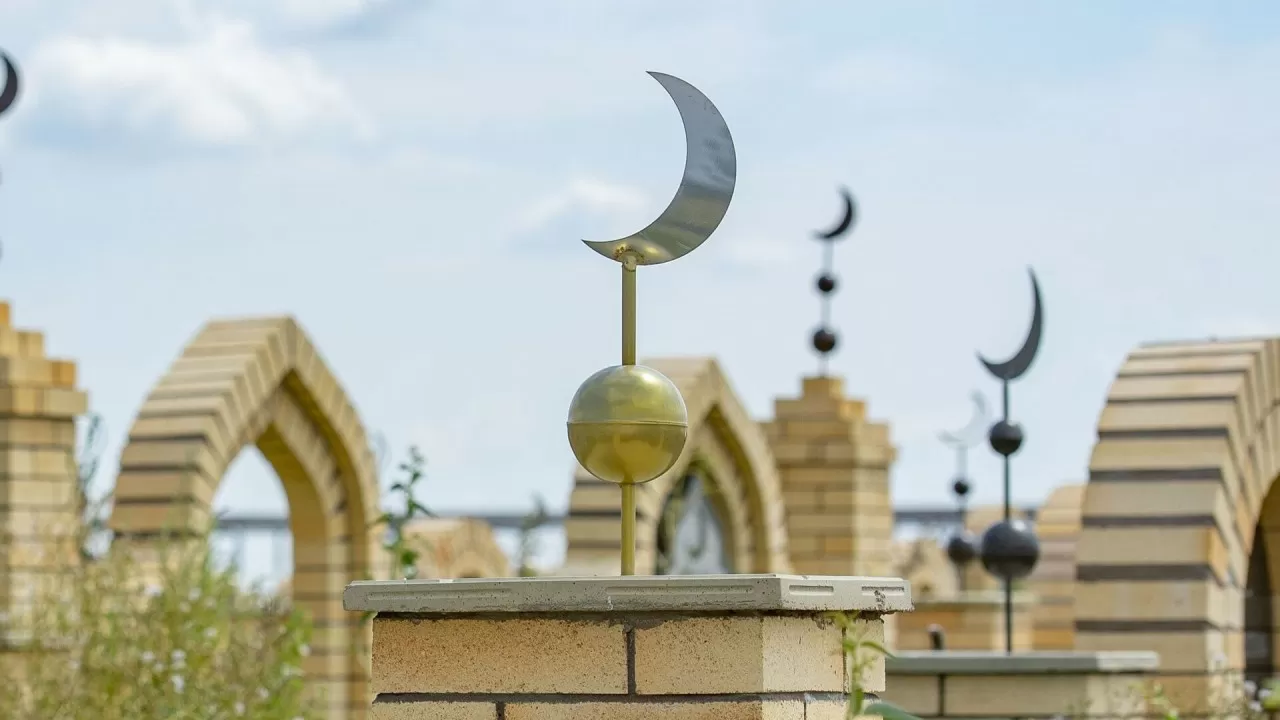 Правила погребения и ухода за могилами обновили в Казахстане