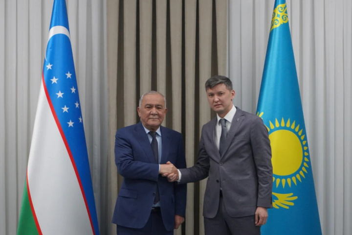 98973afb1c 4p5383mhtq4l06z28wi17719990999590 l