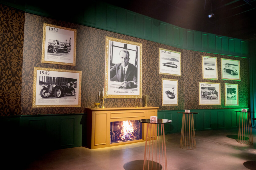 В Казахстане стартовало производство автомобилей легендарного бренда Morris Garages