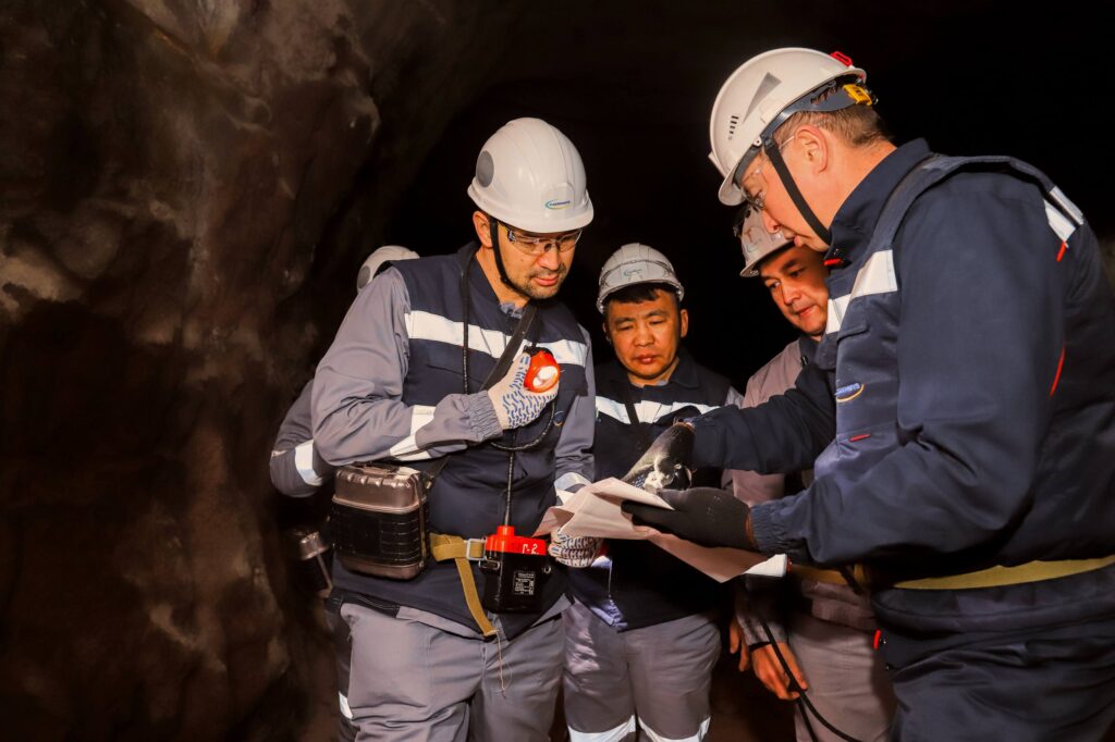 Руслан Өскенәлі посетил предприятия Жезказганского региона