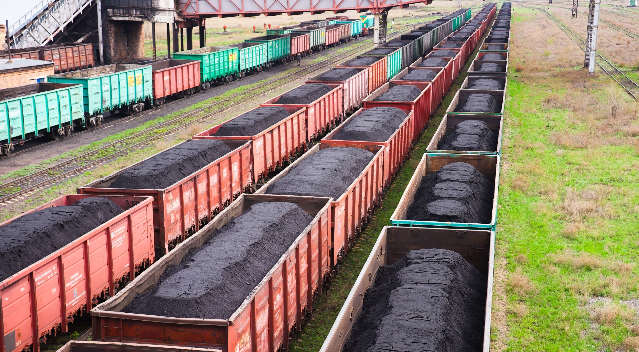 Казахстан начал первые поставки угольного концентрата в Китай