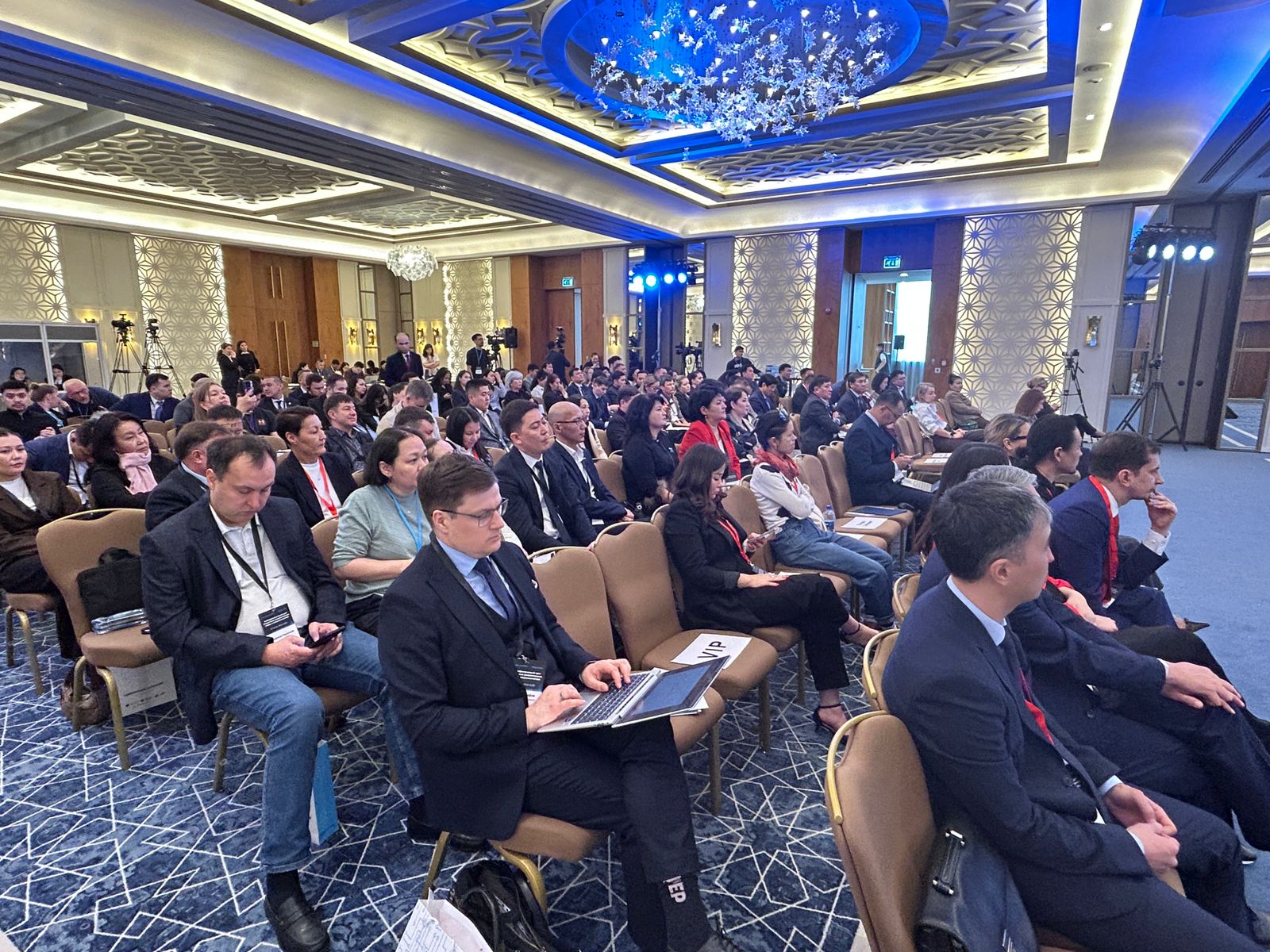 «Люди видят только заголовки о новых жертвах и не знают о сотнях тысяч заблокированных звонков и транзакций» - AntiFraud Forum Kazakhstan 3 «Люди видят только заголовки о новых жертвах и не знают о сотнях тысяч заблокированных звонков и транзакций» - AntiFraud Forum Kazakhstan