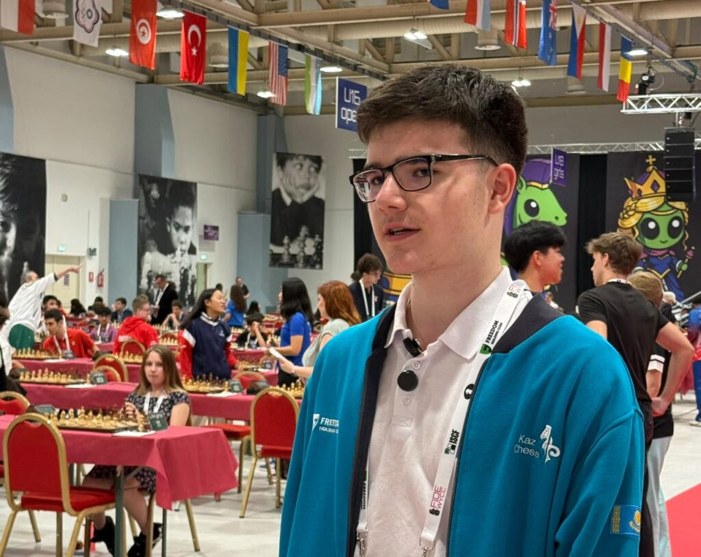 Юные шахматисты из Казахстана выступают на чемпионате мира в Италии 4 Юные шахматисты из Казахстана выступают на чемпионате мира в Италии