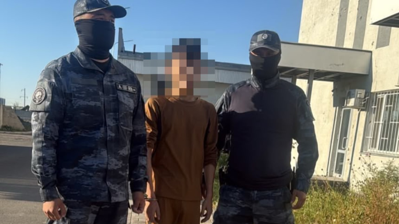 В Астане задержали мужчину по подозрению в убийстве супруги возле дома