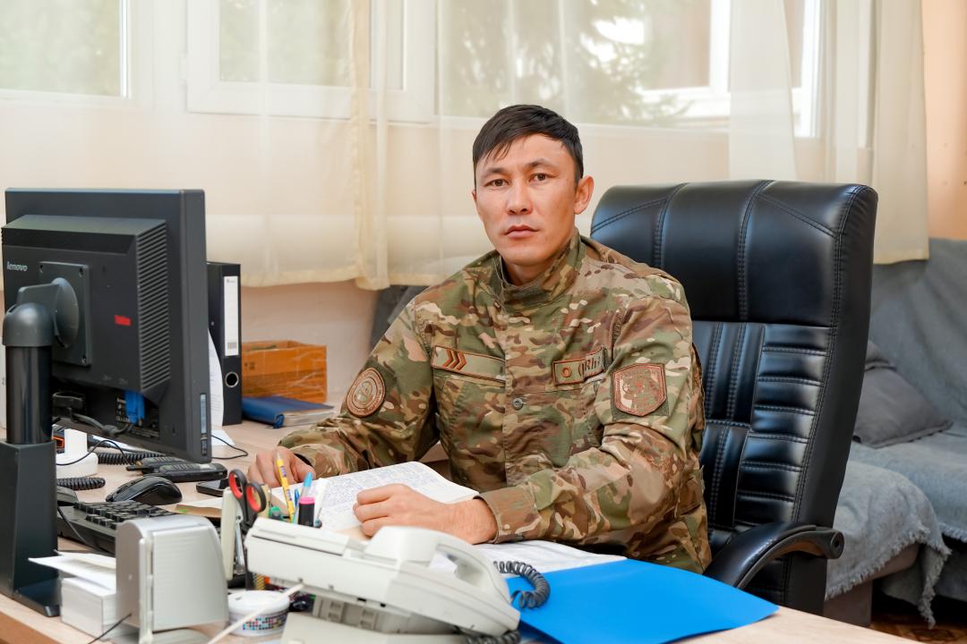 Спасатель Сәкен Өтеев: 12 лет на передовой борьбы с огнем в ВКО