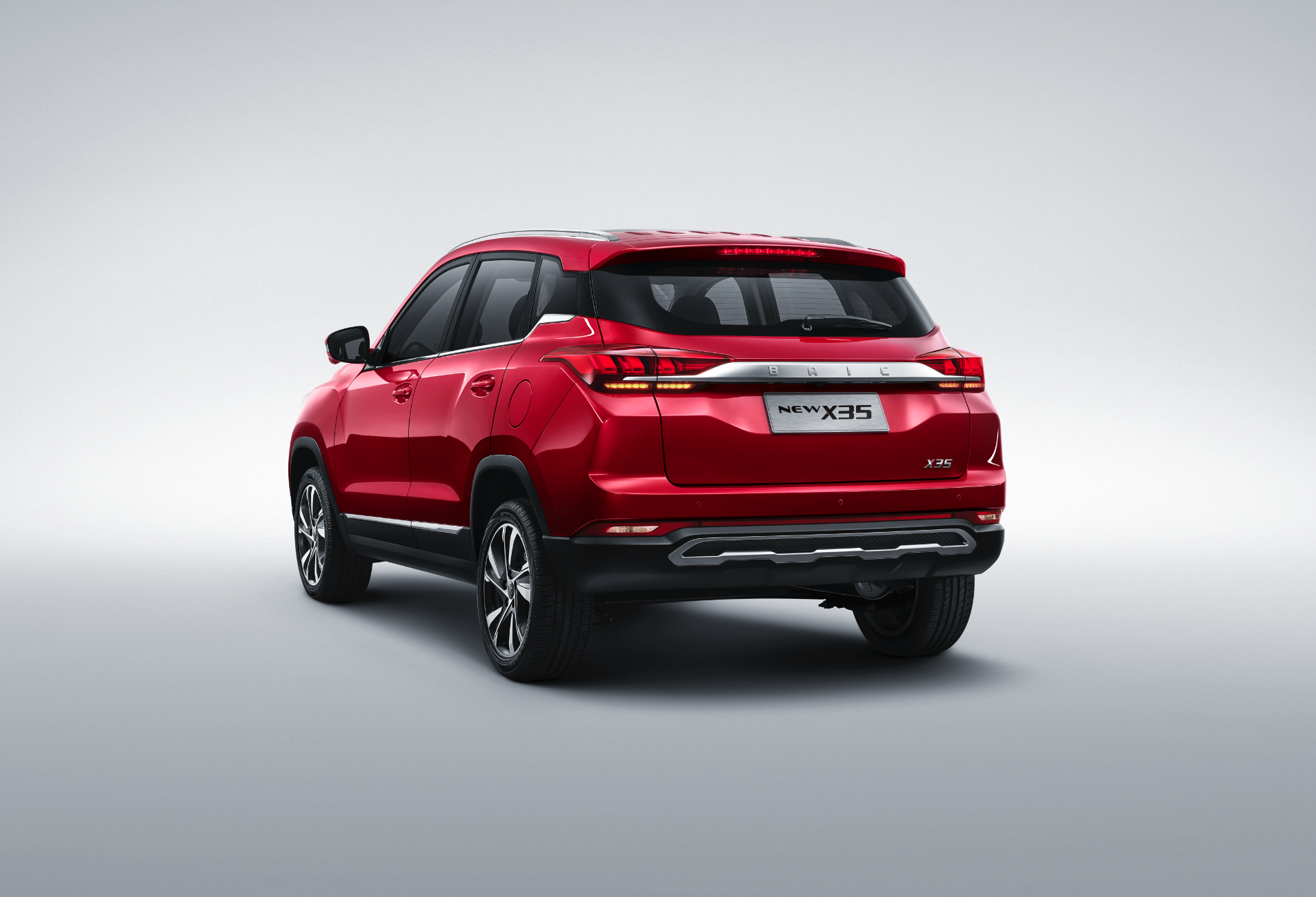 BAIC X35 в Казахстане: оснащение, возможности и стоимость городского кроссовера 3 BAIC X35 в Казахстане: оснащение, возможности и стоимость городского кроссовера