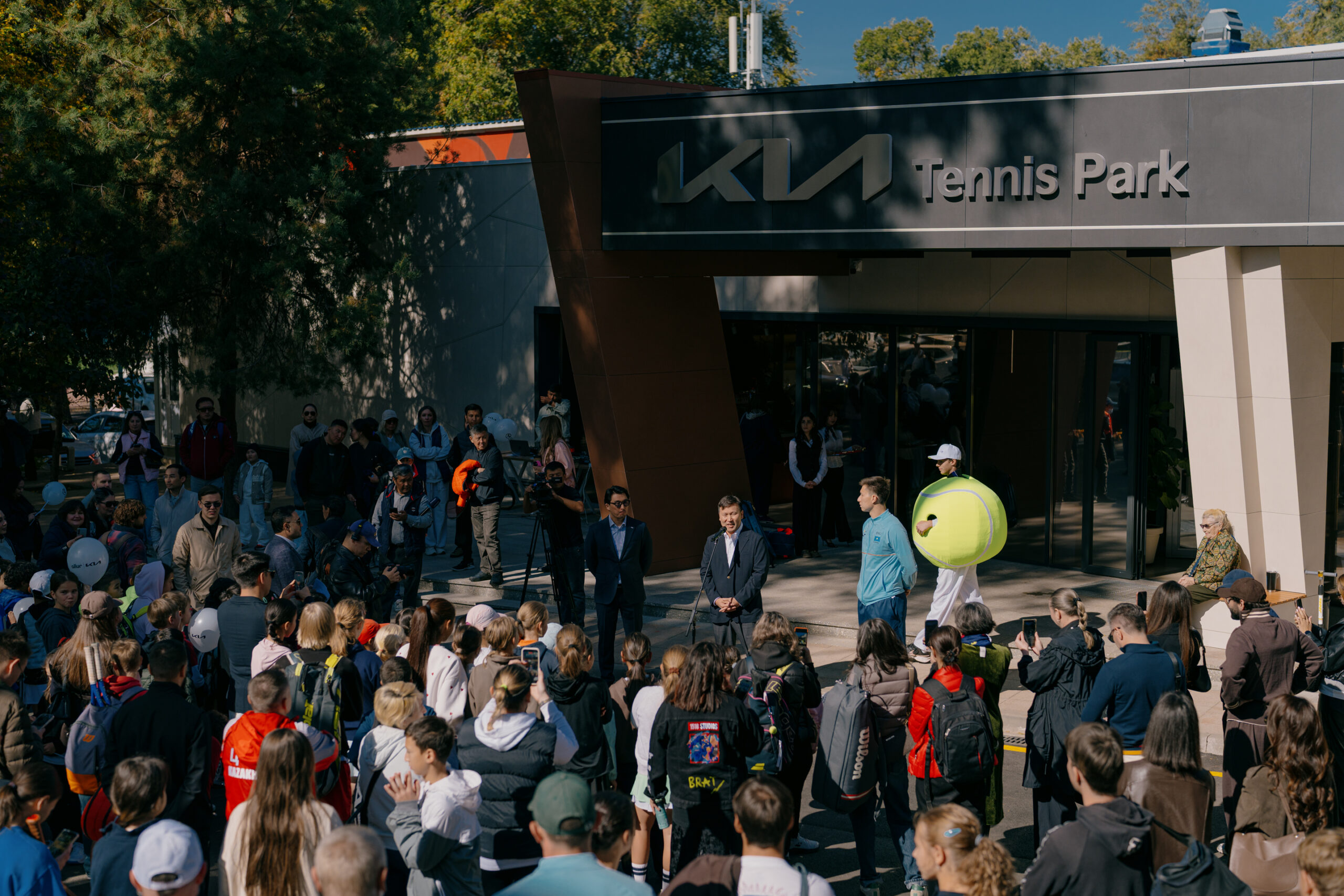 Allur/Kia поддерживает развитие тенниса: в Алматы открылся обновленный Kia Tennis Park 3 Allur/Kia поддерживает развитие тенниса: в Алматы открылся обновленный Kia Tennis Park